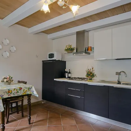 Apartment Sul Bric Dei Capalot *