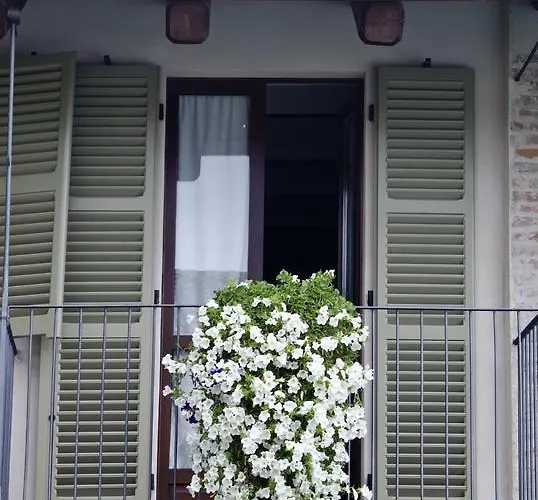 Sul Bric Dei Capalot * La Morra